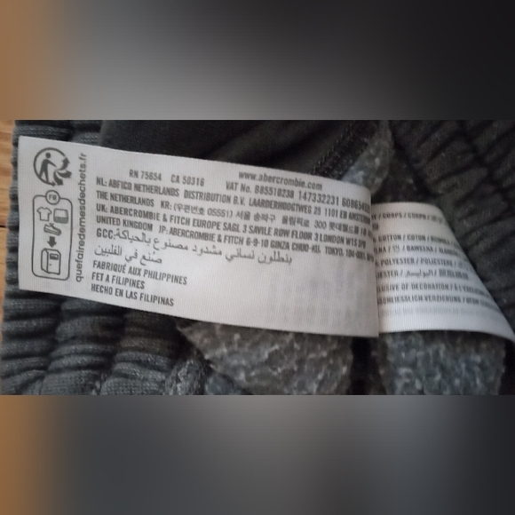 A&F sof sweatpants - Picture 3 of 3